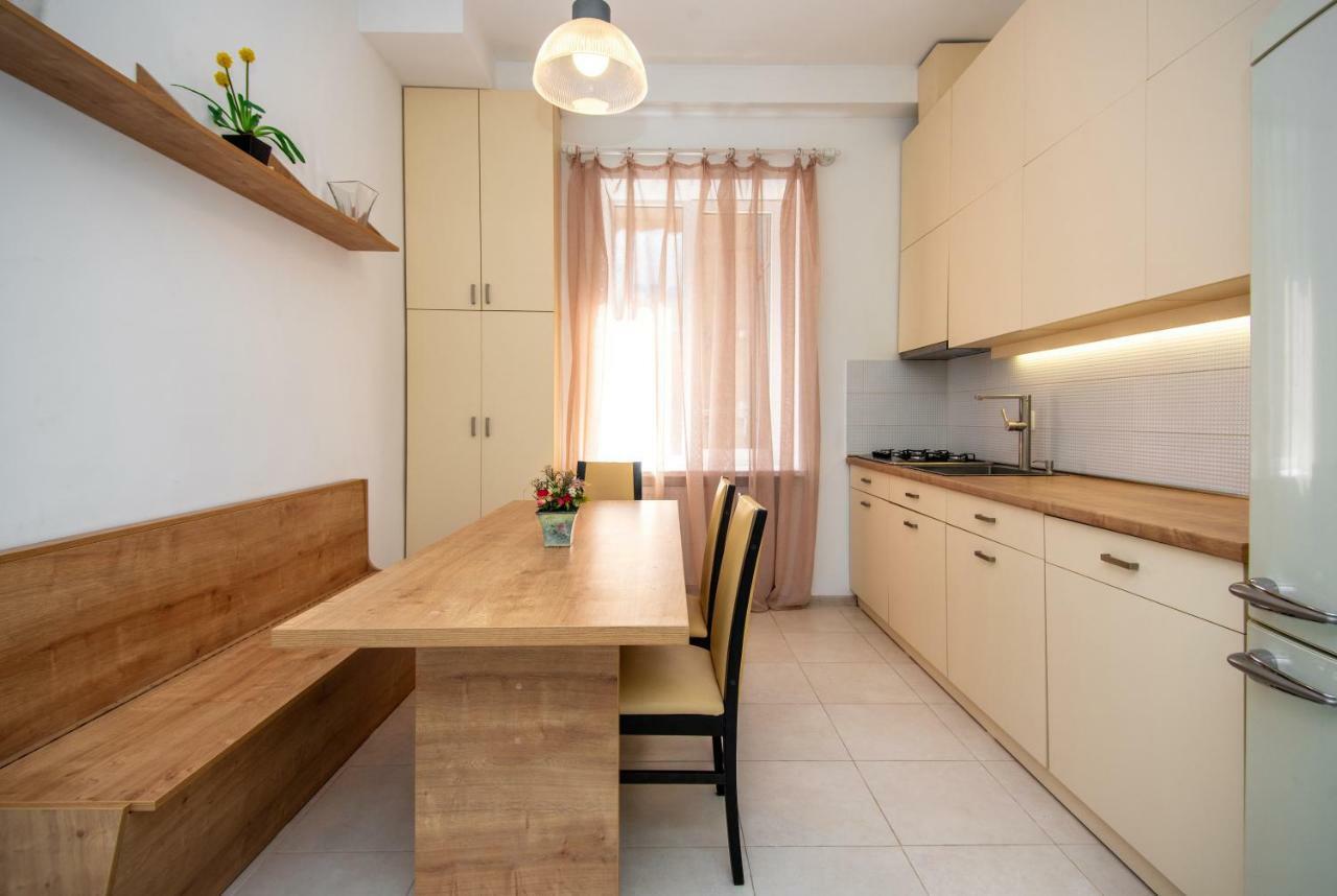 Gio'S Apartment Tbilisi Ngoại thất bức ảnh