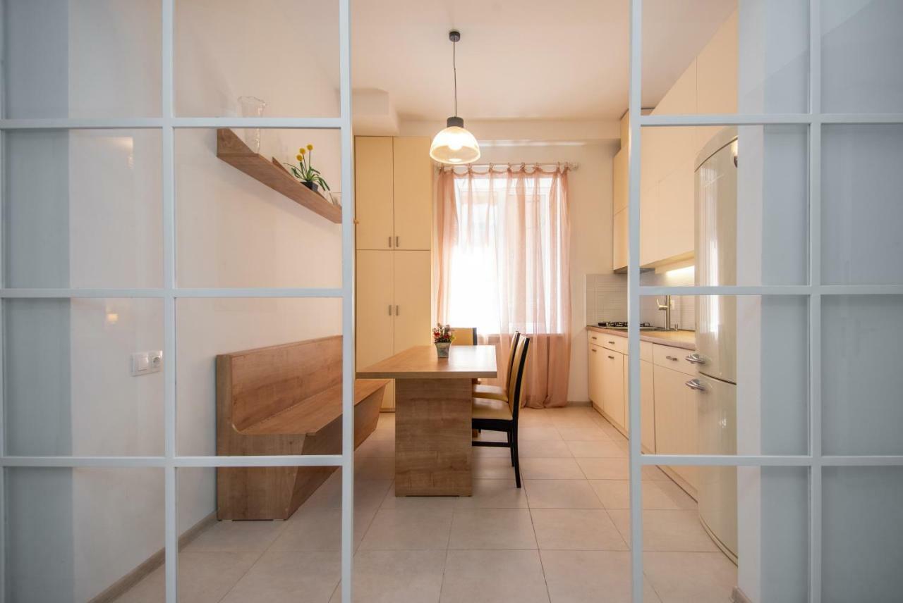 Gio'S Apartment Tbilisi Ngoại thất bức ảnh