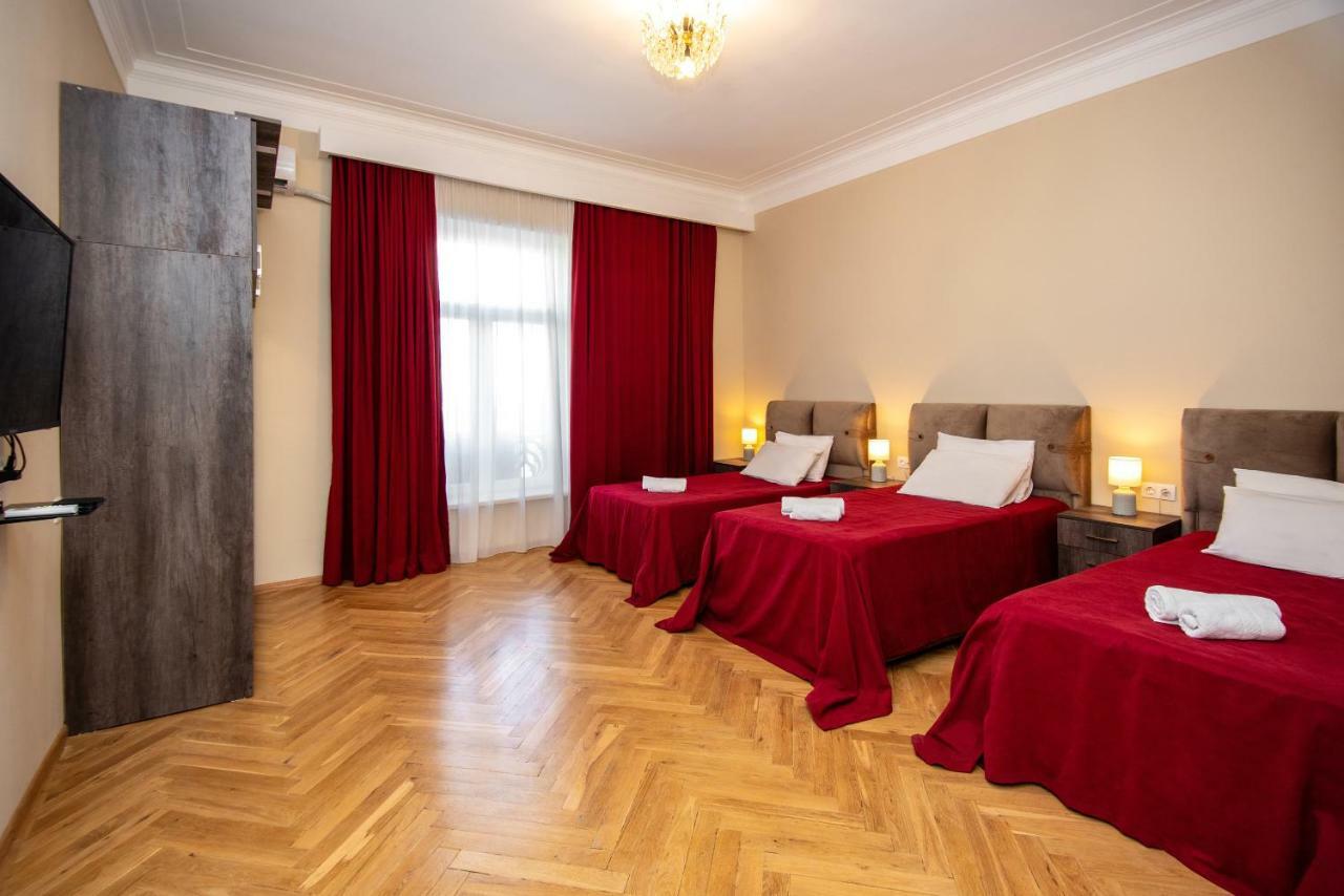 Gio'S Apartment Tbilisi Ngoại thất bức ảnh