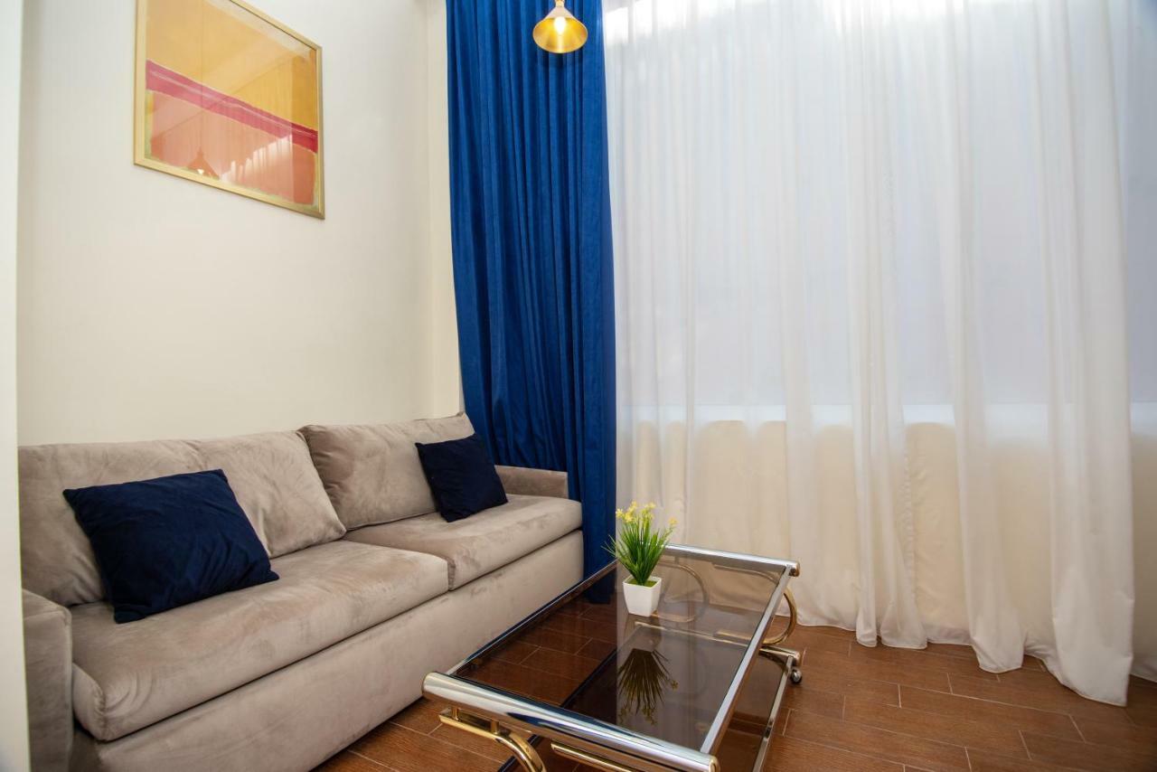 Gio'S Apartment Tbilisi Ngoại thất bức ảnh
